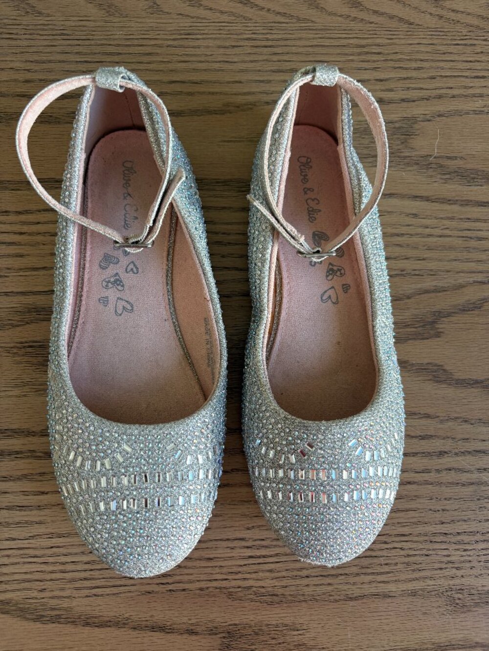 Olive & Edie Girls Size 6 Silver Rhinestone Shimmer Ballet Flats Ankle Strap